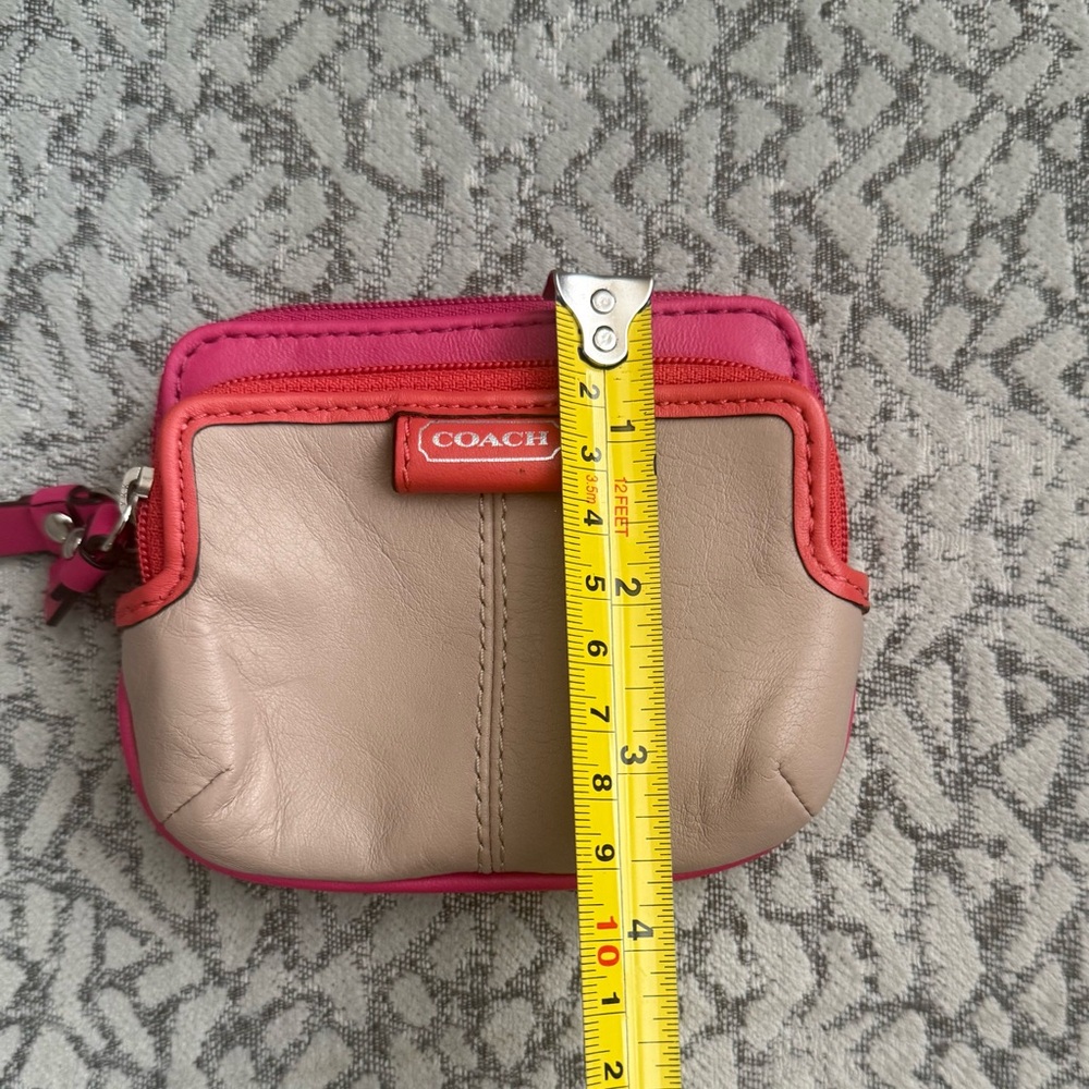 Coach Daisy Spectator colorblock zip wallet - Picture 6 of 6